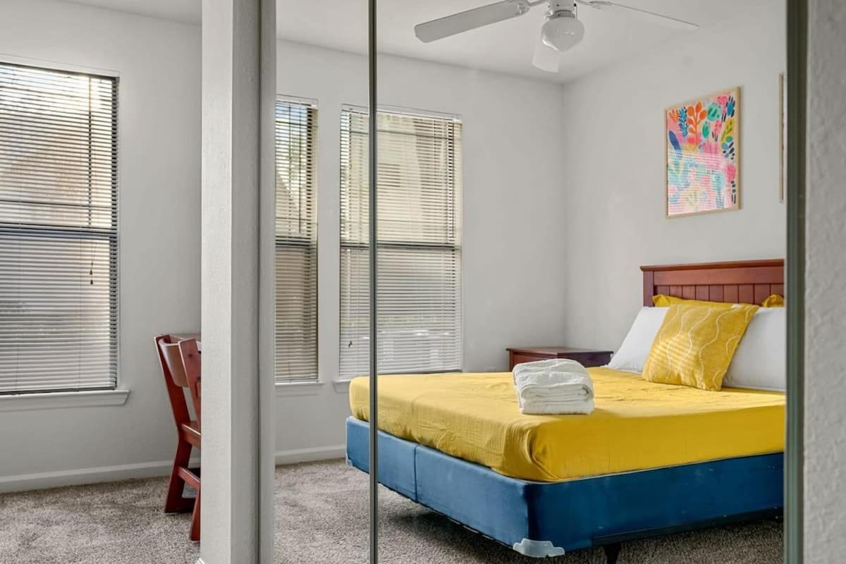 5 Mi To Busch Gardens + 2 Mi To Usf + Pool + Gym Apartment *